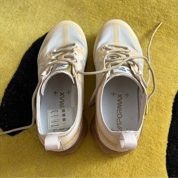 Nike Vapormax 2019 - Picture 2 of 6